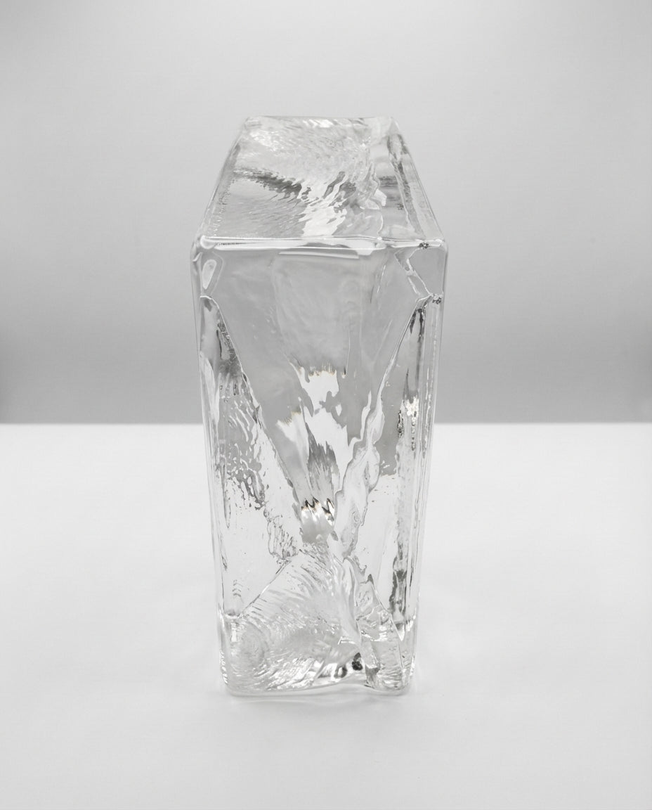 Solid Glass Brick – Akira